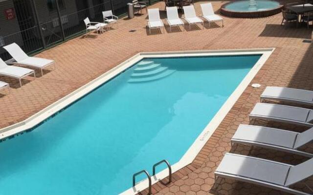 Country Inn & Suites by Radisson, Metairie (New Orleans), LA