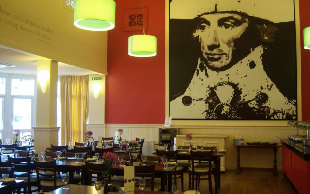 Royal Maritime Hotel