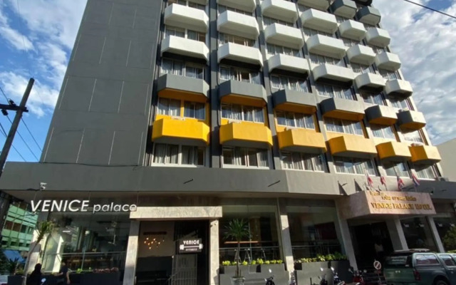 Venice Palace Hotel