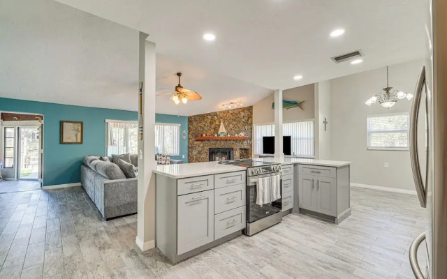 Riverfront Home With Private Dock, Fire Pit!