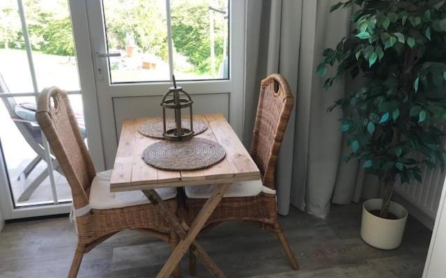 Luxe prive-kamer - studio in villa aan zee, Dishoek, vernieuwd