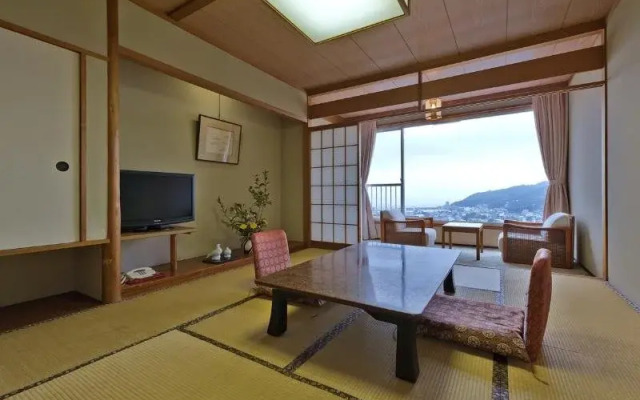 Hatoya Hotel