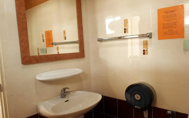 Mini Cost Apartment & Guesthouse