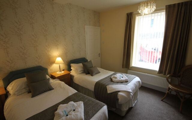 Coombe Court Hotel