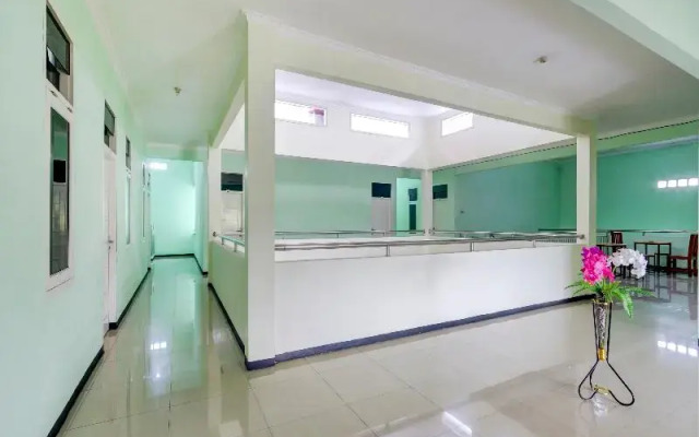 OYO 90709 Djati Guest House