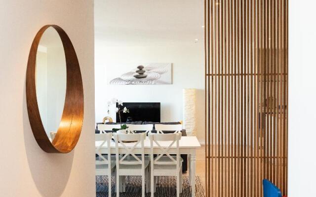 Melbourne Private Apartments - Collins Street