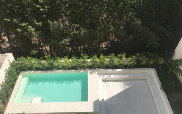 Carlo V - con piscina e giardino privati