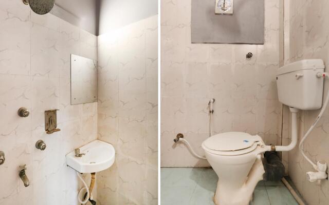 OYO 70033 Arv Hotels