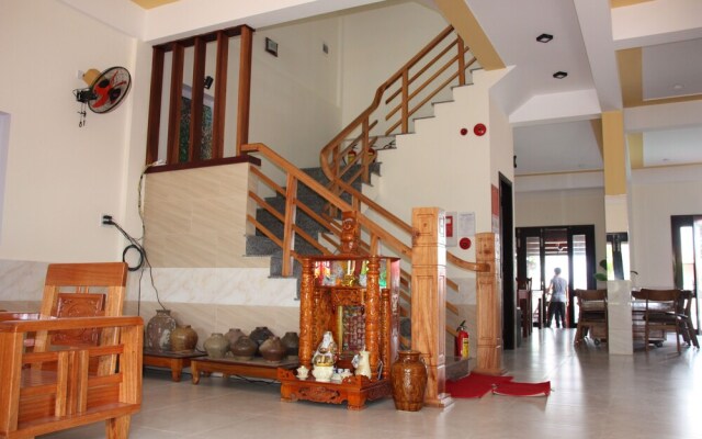 Blue River Villa Homestay