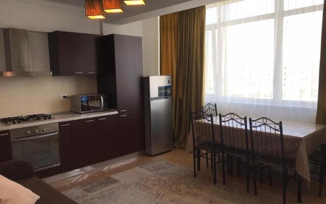 Stil'naja i ujutnaja odnokomnatnaja kvartira v g.Almaty