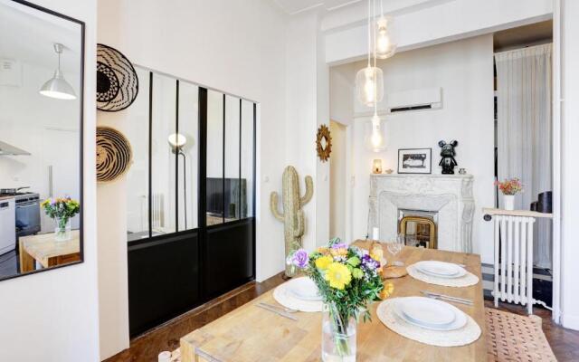 Le St Francois - Gorgeous Apt Art-Déco,Lift, A/C, 20 Meters Beach