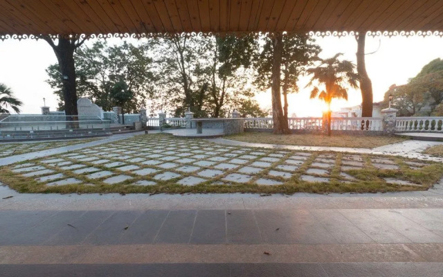 Treebo Trend Royal Mansion