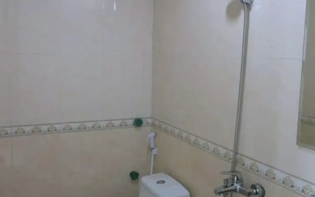 Minh Hanh Hotel Sam Son -BAY LUXURY – Bathroom – Sam Son