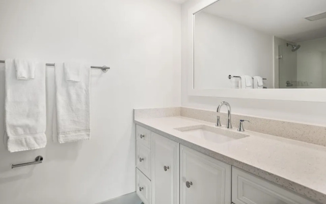 401 Captain John Fripp Villa