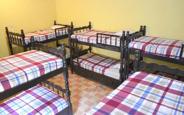 Hostal Rocio B&B - Hostel