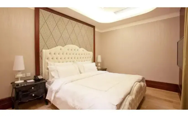 Complex International Hotel