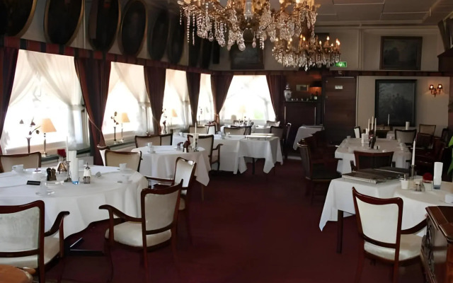 Hotel de Roode Leeuw