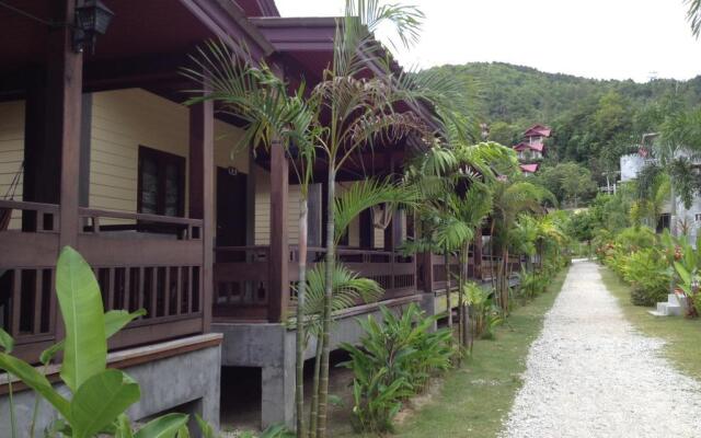 Haadyao Bungalows