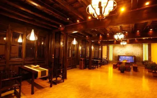 New Dragon Gate Guest House