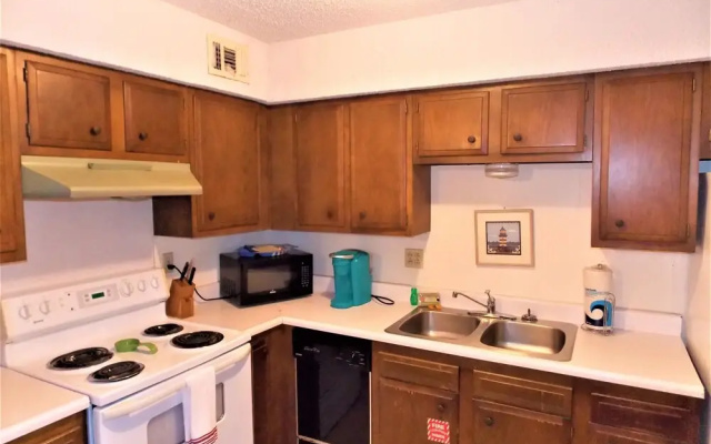 Mustang Isle Affordable Sandy Isle Condo by Redawning