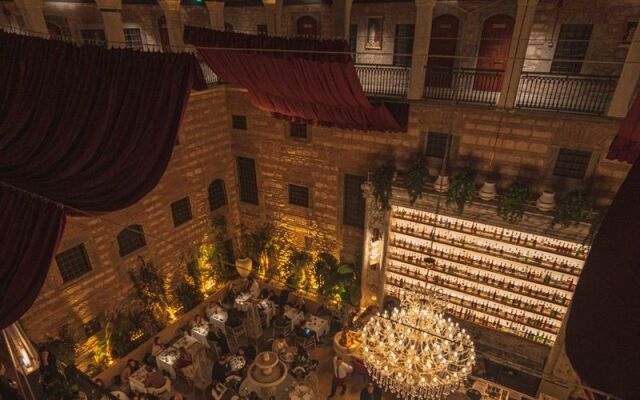 Han 1772 Hotel