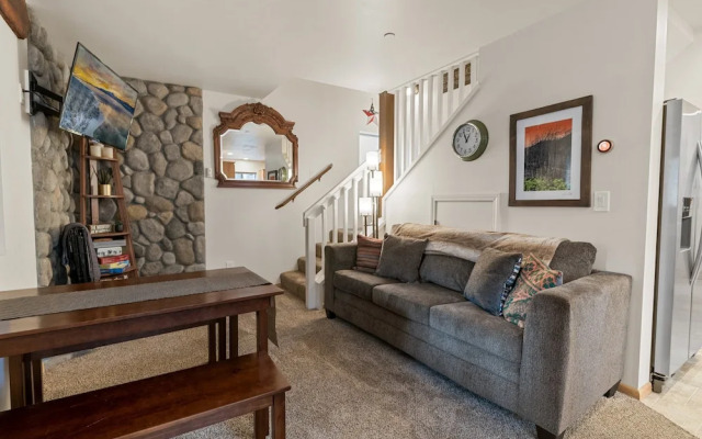 Three Bear's Bungalow