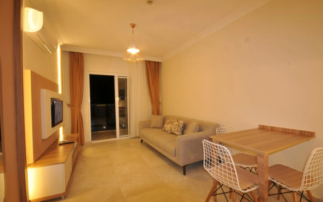 Isla Apartments