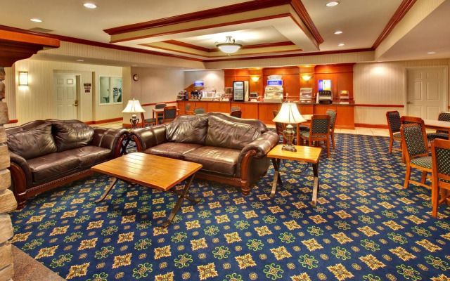 Holiday Inn Express Hotel & Suites Vermillion by IHG