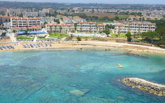 Myroandrou Beach Apartments
