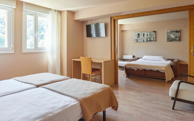 Iraipe Santuario De Arantzazu Hotel