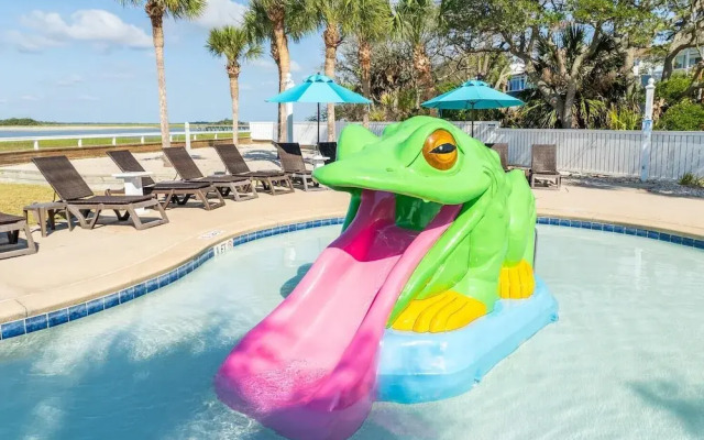 Beautifully Updated 3-bed, 2-bath Oceanfront Retreat