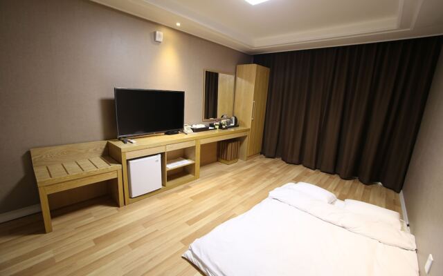 Iksan Grand Palace Hotel