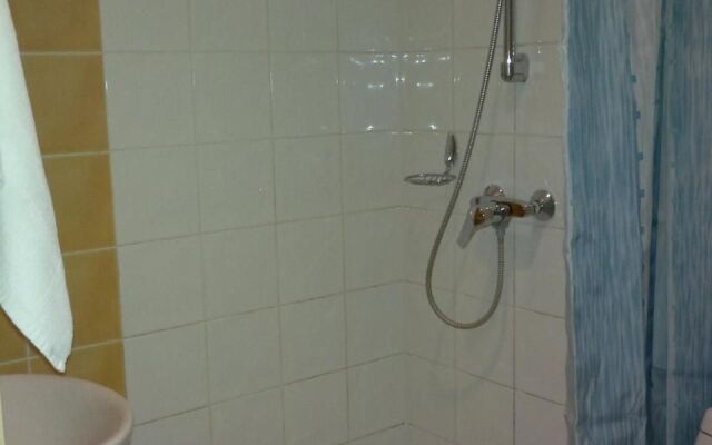 Kongo Hotell
