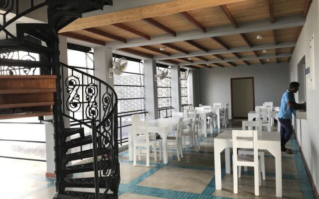 Araliya OceanFront Condos Nilaveli