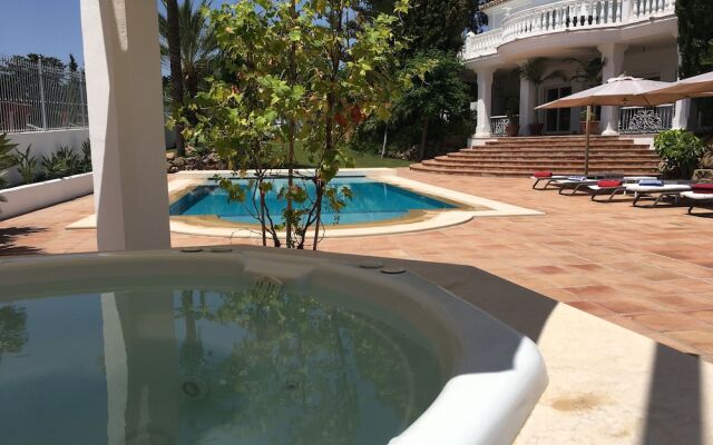 Luxury Villa Puerto Banus