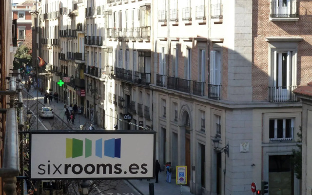 Six Rooms Plaza Mayor