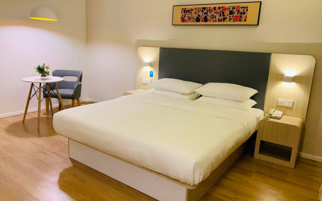 Hanting Hotel Chishui Guifu Golden Street