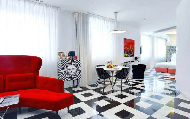 Palazzo Matteotti, The Dedica Anthology, Autograph Collection