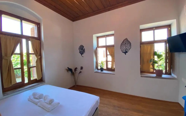 Ayhan Otel
