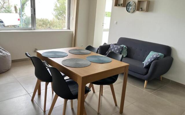 T3 Les Pieds Dans L'eau