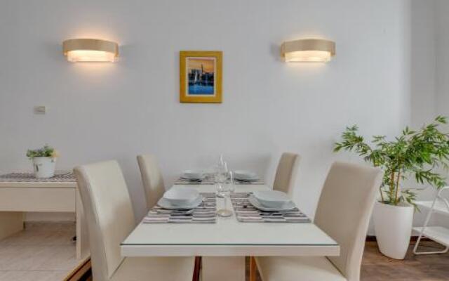 Apartments Riva Lucija