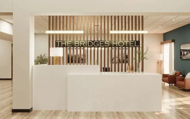The Bridges Hotel