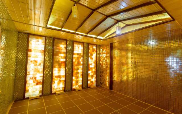 Wyndham Danang Golden Bay