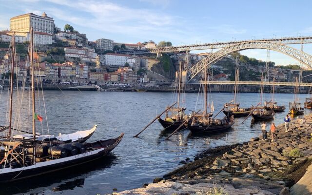 Apartment With One Bedroom In Porto, With Wonderful Mountain View, Terrace And Wifi