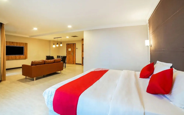 OYO 首都O 89508四季瑞丽酒店(Capital O 89508 Four Seasons Ruili Hotel)