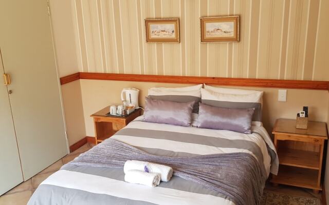 The Club House Guesthouse