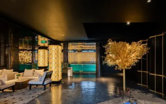 Non Hills Resort Hotel