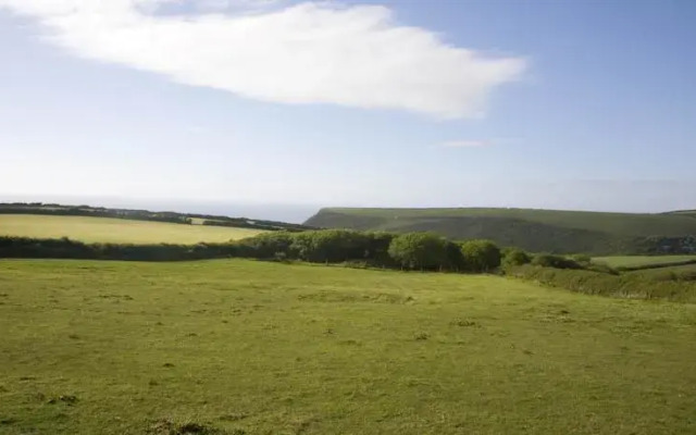 Higher Tresmorn Farm