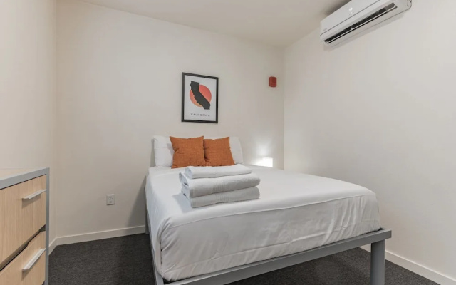 Modern Apartment With Upgraded Amenities Near CSU