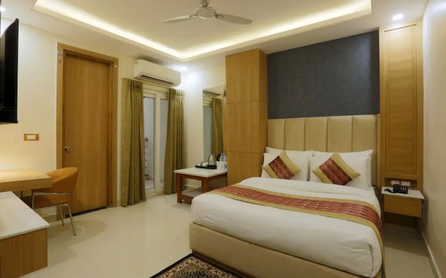 Hotel Sakura by Maps, GURGAON